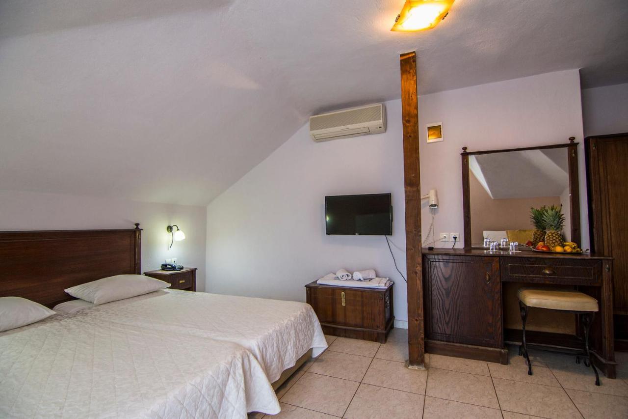 Rihios Hotel Stavros  Esterno foto